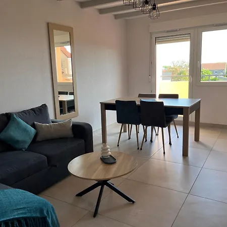 Confort, Cosy Refait A Neuf